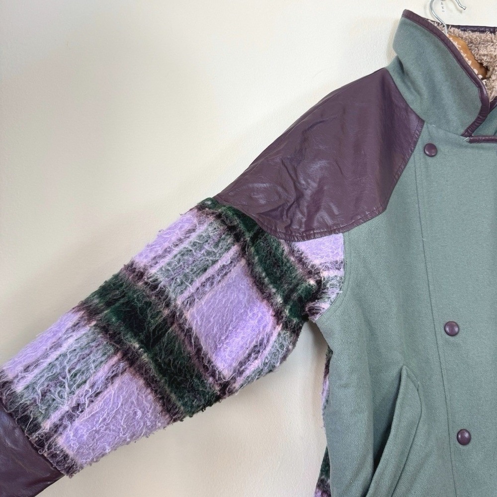 Women's Oof Wear Plaid Sherpa The Shapes Lab Button Up Green Purple Jacket Coat - Picture 3 of 7